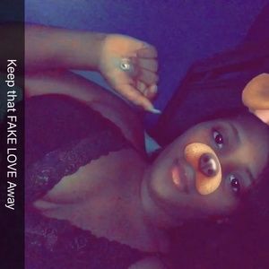 Meet your Posher, Diana